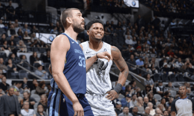 当季后赛席 当季后赛席