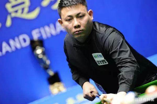 不随公共牌 不随公共牌