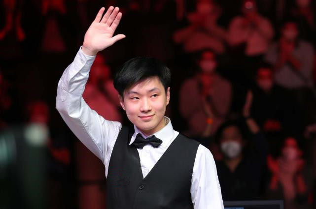 引入一到两 引入一到两